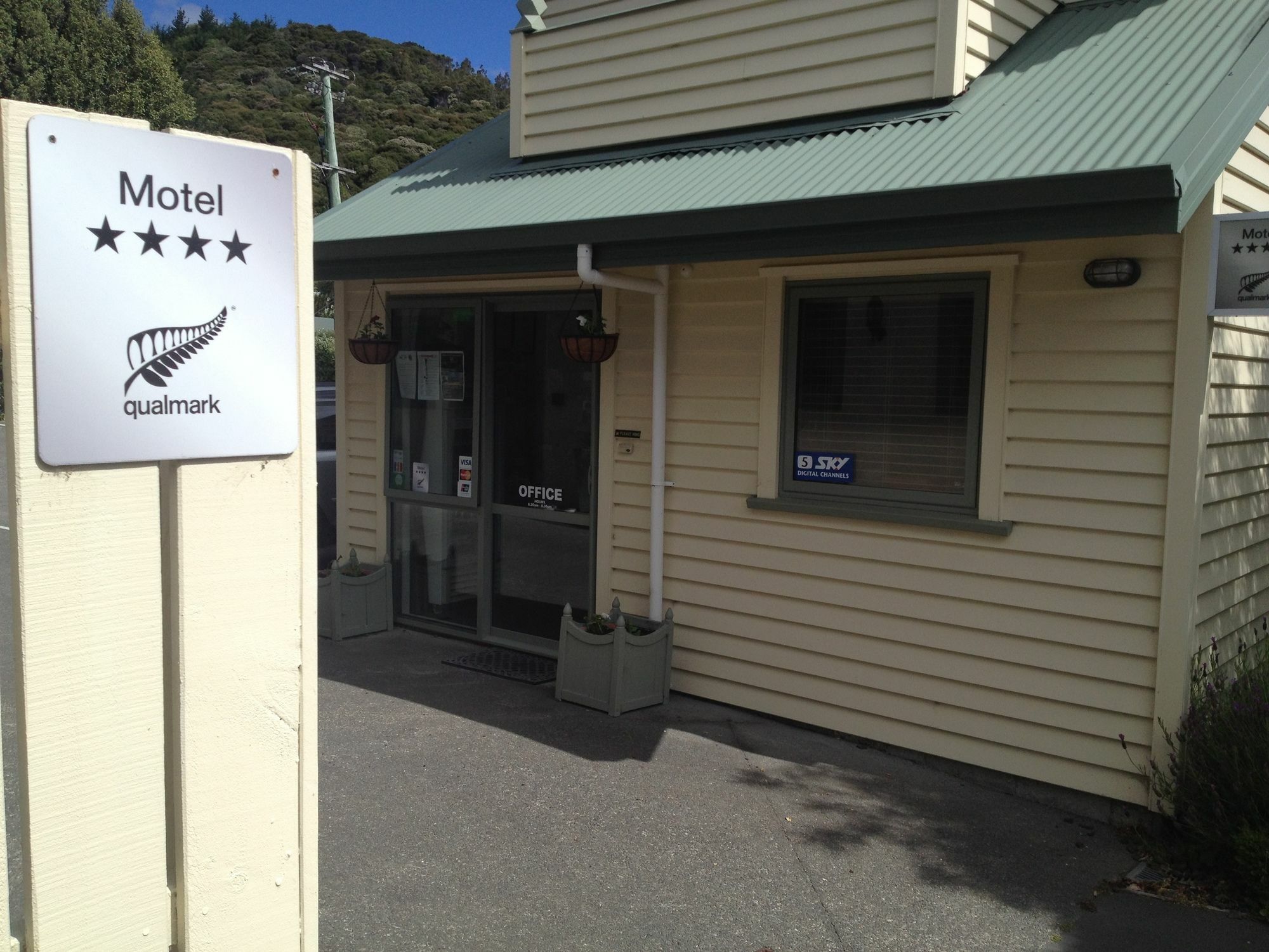 La Rochelle Motel Akaroa Buitenkant foto